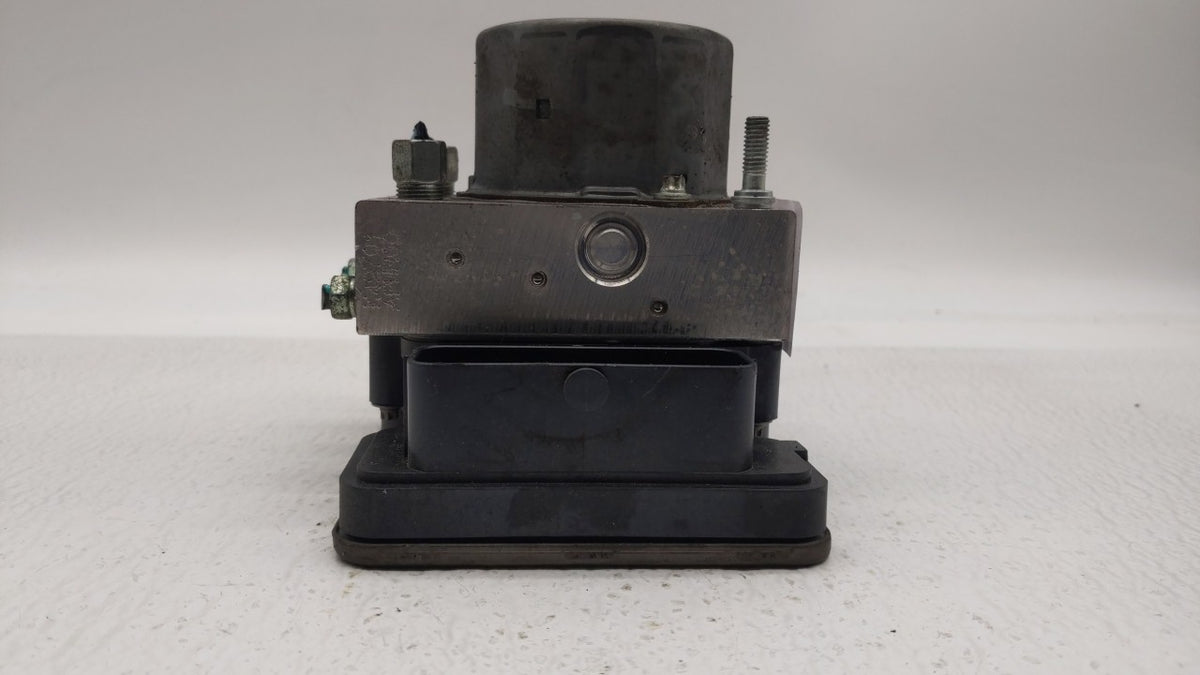 2018 Nissan Rogue Anti-Lock Brake ABS Pump Module Actuator OEM P/N:47660 5HR1A 47660 5HR2A Fits OEM Used Auto Parts - Oemuse