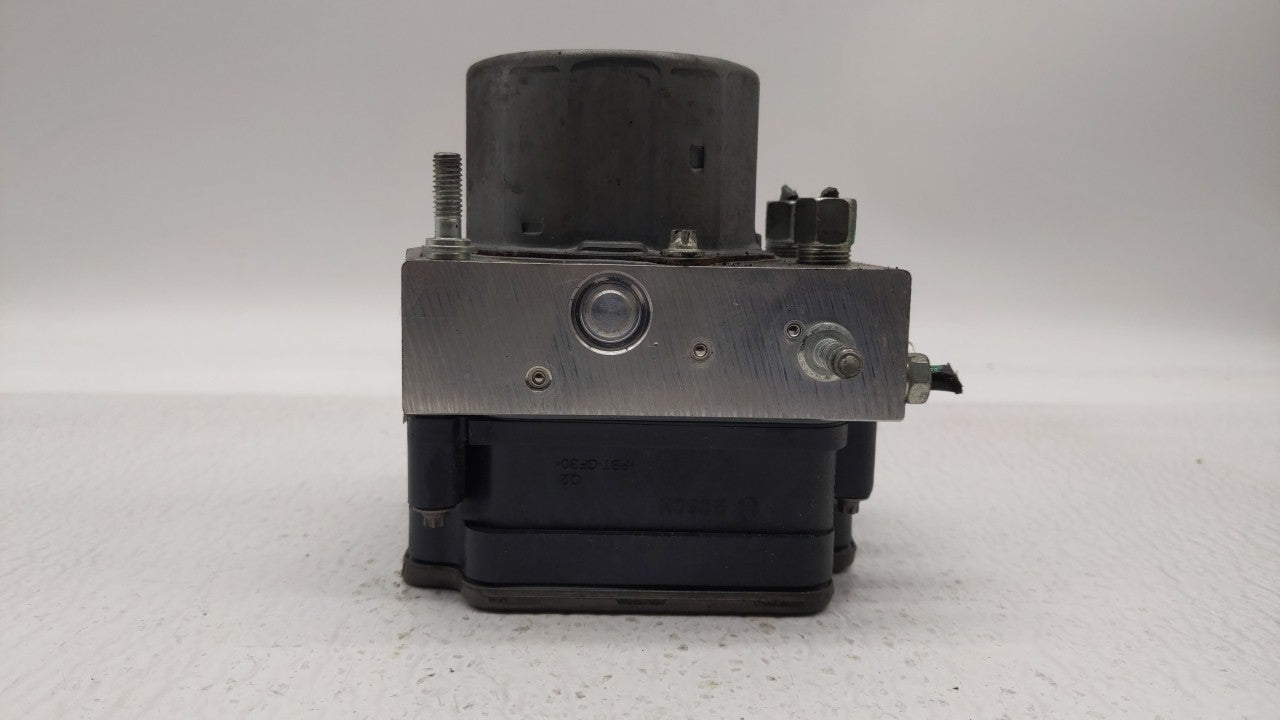 2018 Nissan Rogue ABS Pump Control Module Replacement P/N:47660 5HR1A 47660 5HR2A Fits OEM Used Auto Parts - Oemusedautopart