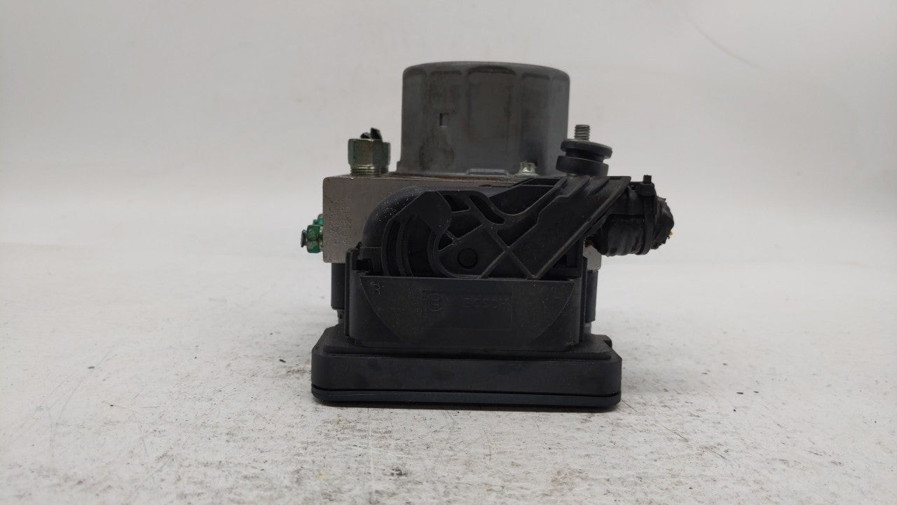 2018 Nissan Rogue ABS Pump Control Module Replacement P/N:47660 5HR1A 47660 5HR2A Fits OEM Used Auto Parts - Oemusedautopart