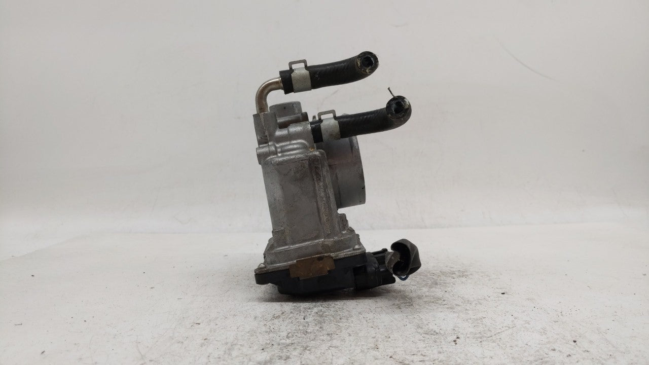 2014-2019 Nissan Rogue Throttle Body P/N:3TA60-01 B 3TA60-01 A, 3TA60-01 C Fits Fits 2013 2014 2015 2016 2017 2018 2019 OEM 