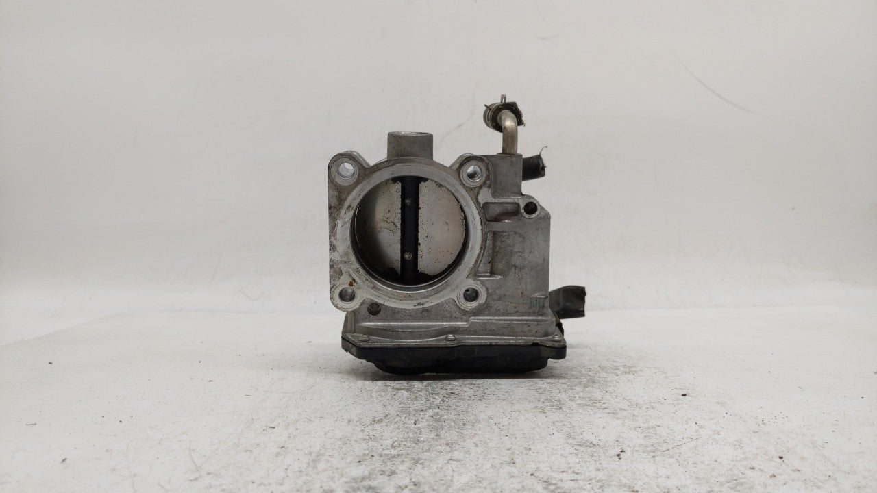 2014-2019 Nissan Rogue Throttle Body P/N:3TA60-01 B 3TA60-01 A, 3TA60-01 C Fits Fits 2013 2014 2015 2016 2017 2018 2019 OEM 