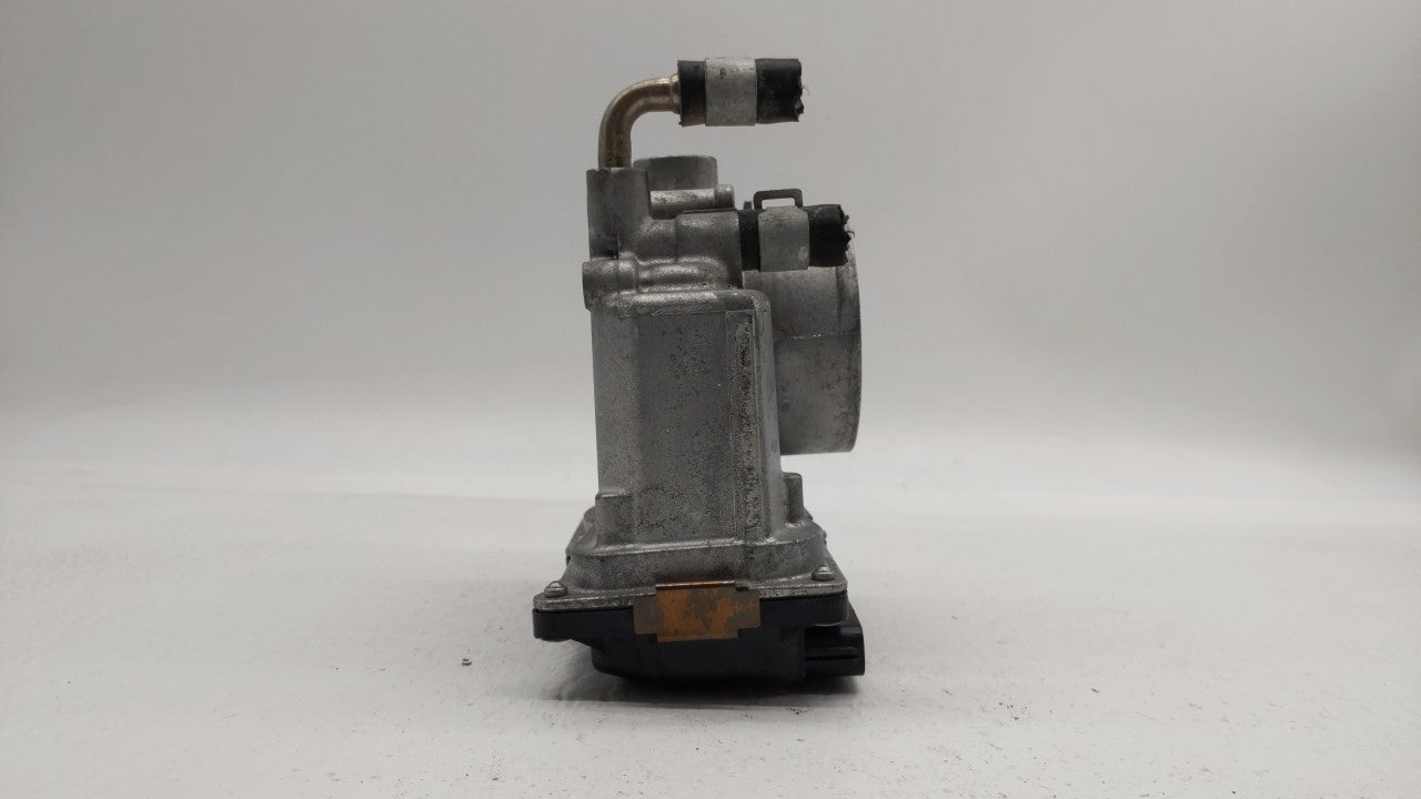 2014-2019 Nissan Rogue Throttle Body P/N:3TA60-01 B 3TA60-01 A, 3TA60-01 C Fits Fits 2013 2014 2015 2016 2017 2018 2019 OEM 