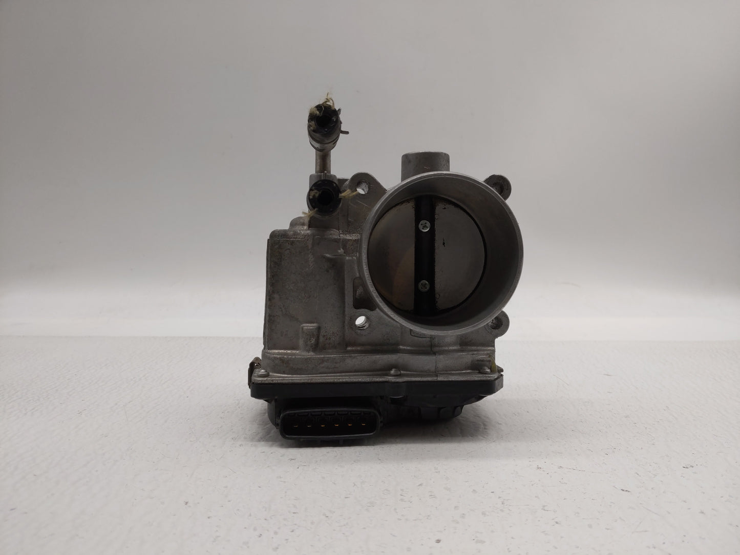 2014-2019 Nissan Rogue Throttle Body P/N:3TA60-01 B 3TA60-01 A, 3TA60-01 C Fits Fits 2013 2014 2015 2016 2017 2018 2019 OEM 