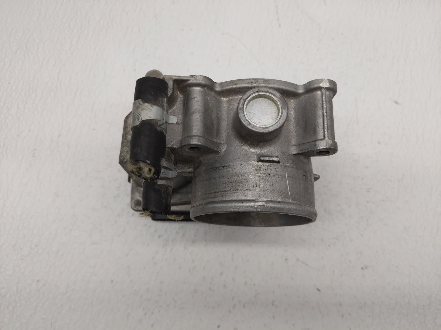 2014-2019 Nissan Rogue Throttle Body P/N:3TA60-01 B 3TA60-01 A, 3TA60-01 C Fits Fits 2013 2014 2015 2016 2017 2018 2019 OEM 