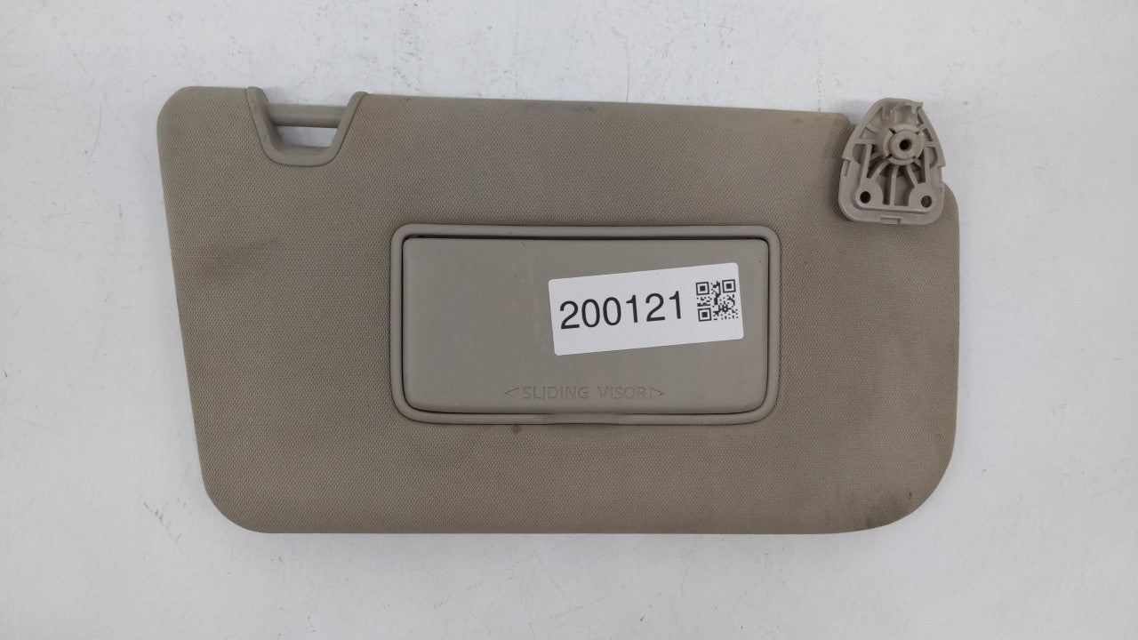 2018-2019 Nissan Rogue Sun Visor Shade Replacement Passenger Right Mirror Fits Fits 2018 2019 OEM Used Auto Parts - Oemuseda