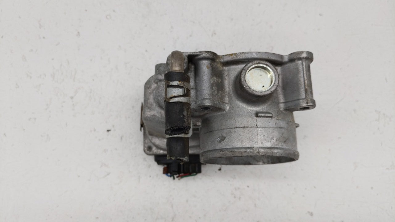2014-2019 Nissan Rogue Throttle Body P/N:3TA60-01 B 3TA60-01 A, 3TA60-01 C Fits Fits 2013 2014 2015 2016 2017 2018 2019 OEM 