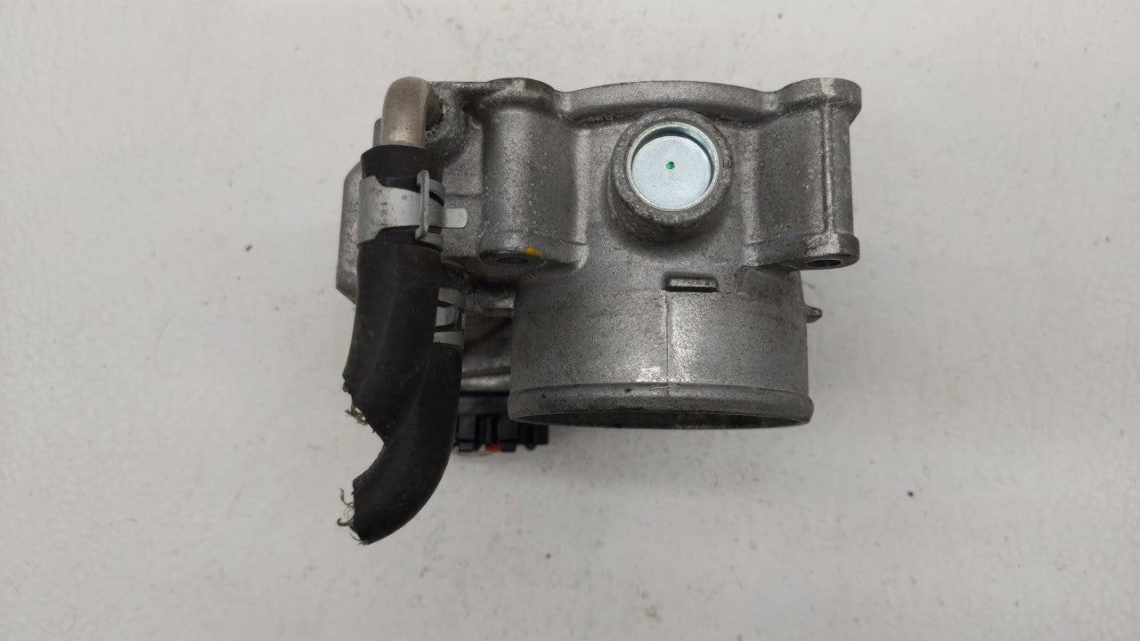 2014-2019 Nissan Rogue Throttle Body P/N:3TA60-01 B 3TA60-01 A, 3TA60-01 C Fits Fits 2013 2014 2015 2016 2017 2018 2019 OEM 