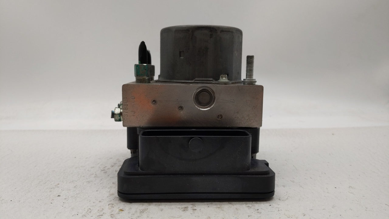 2018 Nissan Rogue ABS Pump Control Module Replacement P/N:47660 5HR1A 47660 5HR2A Fits OEM Used Auto Parts - Oemusedautopart