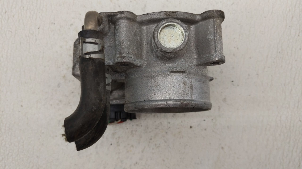2014-2019 Nissan Rogue Throttle Body P/N:3TA60-01 C 3TA60-01 B, 3TA60-01 A Fits Fits 2013 2014 2015 2016 2017 2018 2019 OEM 