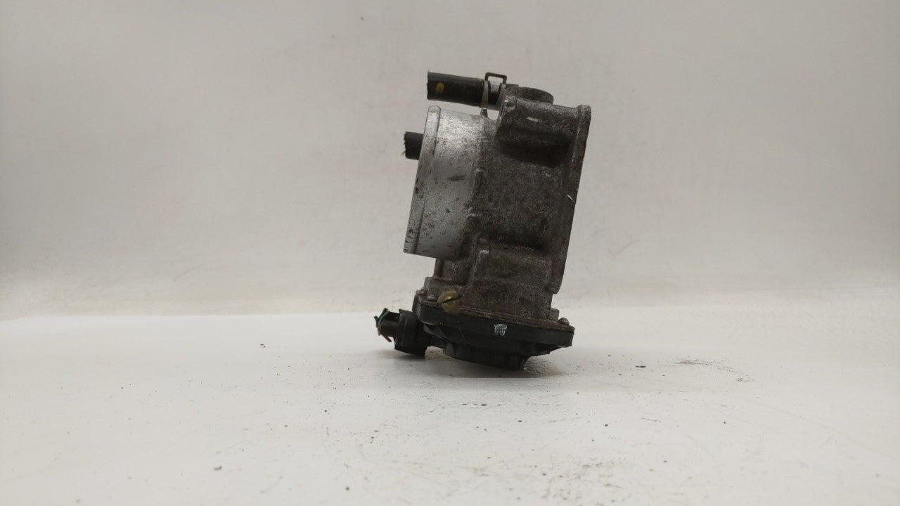 2014-2019 Nissan Rogue Throttle Body P/N:3TA60-01 C 3TA60-01 B, 3TA60-01 A Fits Fits 2013 2014 2015 2016 2017 2018 2019 OEM 