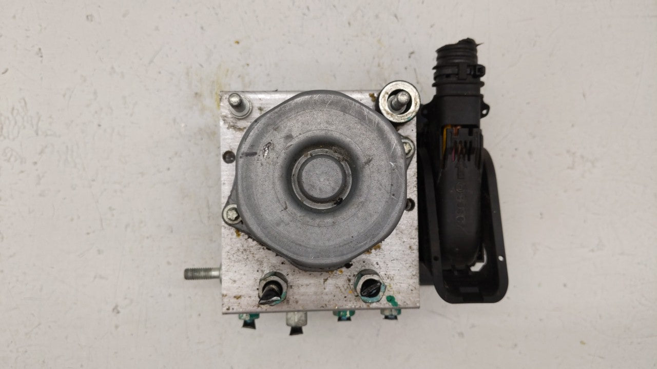 2018 Nissan Rogue ABS Pump Control Module Replacement P/N:47660 5HR3A 47660 5HR4A Fits OEM Used Auto Parts - Oemusedautopart