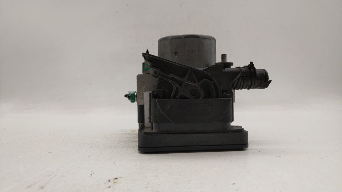 2018 Nissan Rogue Anti-Lock Brake ABS Pump Module Actuator OEM P/N:47660 5HR3A 47660 5HR4A Fits OEM Used Auto Parts - Oemuse