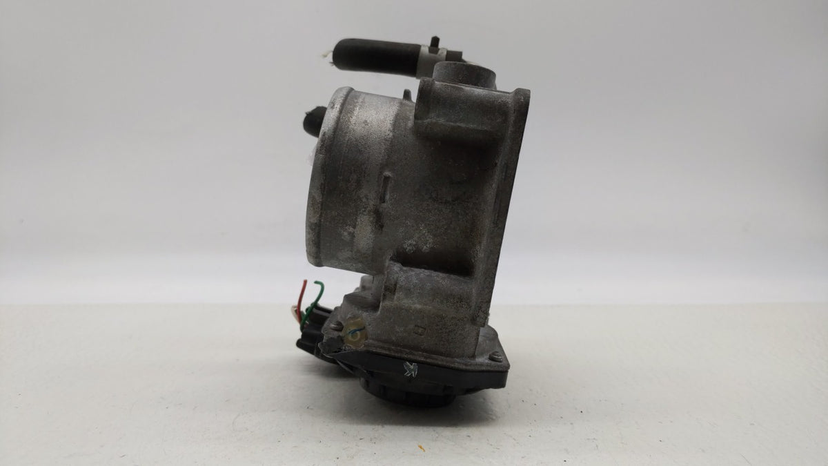 2014-2019 Nissan Rogue Throttle Body P/N:3TA60-01 C 3TA60-01 B, 3TA60-01 A Fits Fits 2013 2014 2015 2016 2017 2018 2019 OEM 