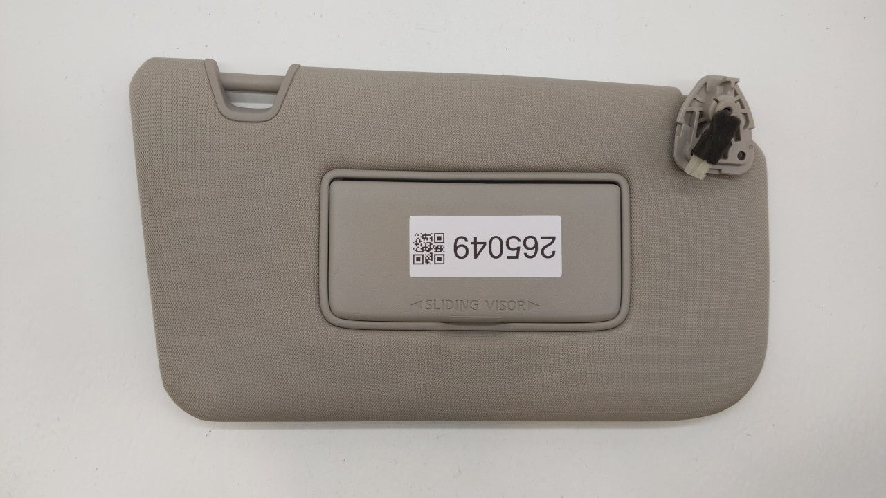2018-2019 Nissan Rogue Sun Visor Shade Replacement Passenger Right Mirror Fits Fits 2018 2019 OEM Used Auto Parts - Oemuseda