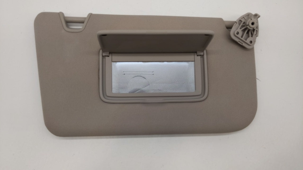 2018-2020 Nissan Rogue Sun Visor Shade Replacement Passenger Right Mirror Fits Fits 2018 2019 2020 OEM Used Auto Parts - Oem