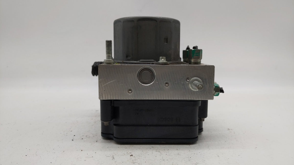2018 Nissan Rogue Anti-Lock Brake ABS Pump Module Actuator OEM P/N:47660 5HR3A 47660 5HR4A Fits OEM Used Auto Parts - Oemuse