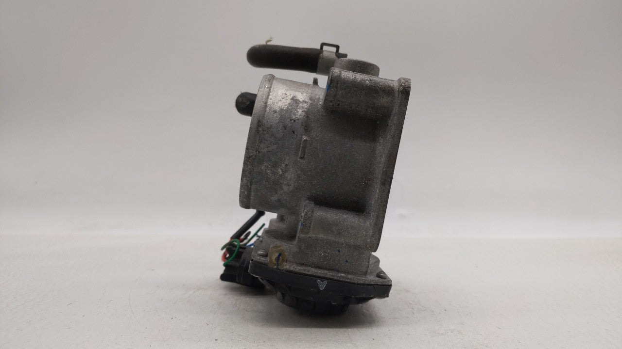 2014-2019 Nissan Rogue Throttle Body P/N:3TA60-01 C 3TA60-01 B, 3TA60-01 A Fits Fits 2013 2014 2015 2016 2017 2018 2019 OEM 
