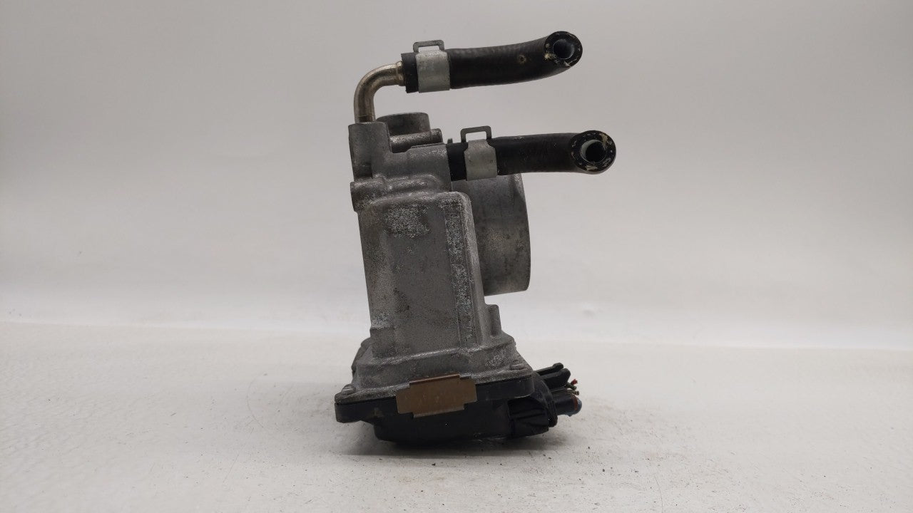 2014-2019 Nissan Rogue Throttle Body P/N:3TA60-01 C 3TA60-01 B, 3TA60-01 A Fits Fits 2013 2014 2015 2016 2017 2018 2019 OEM 