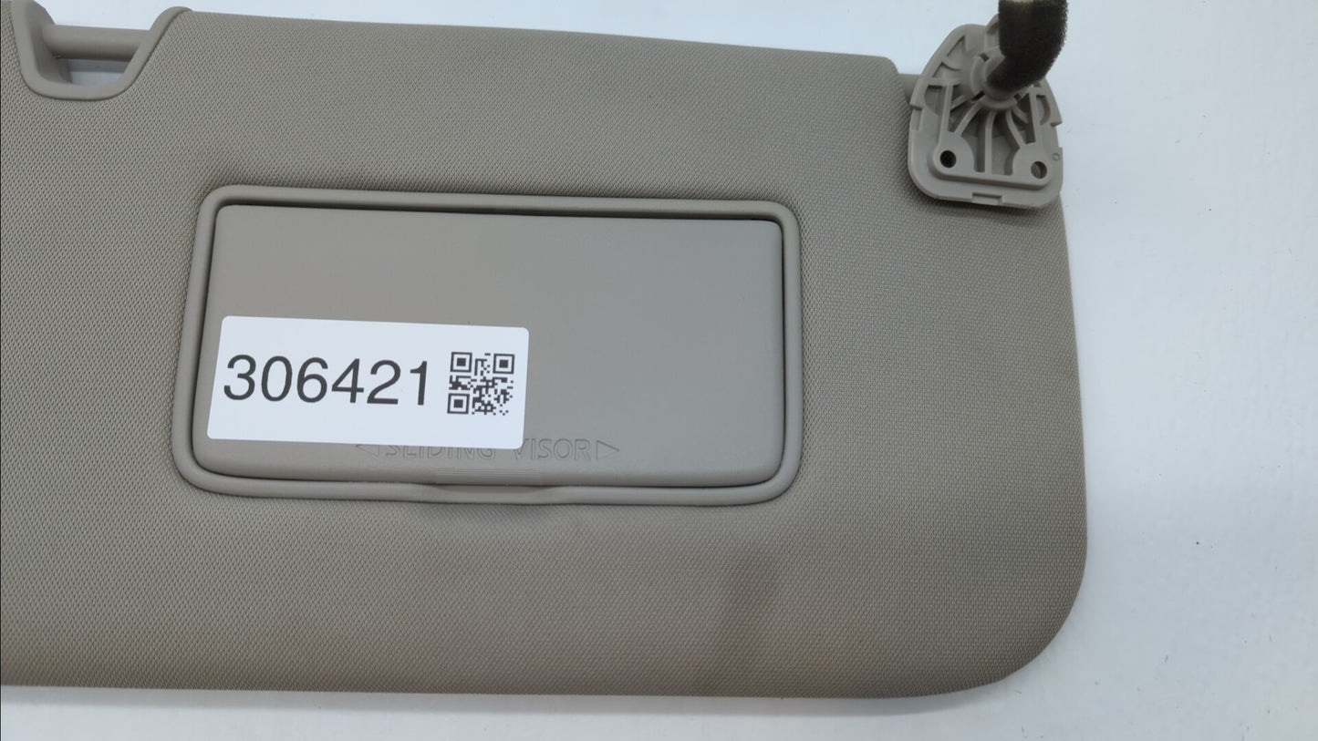2018-2020 Nissan Rogue Sun Visor Shade Replacement Passenger Right Mirror Fits Fits 2018 2019 2020 OEM Used Auto Parts - Oem