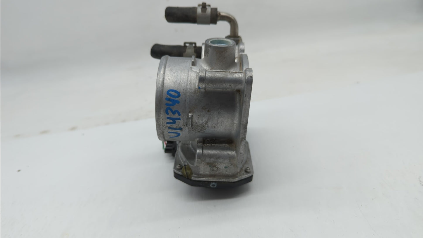 2014-2019 Nissan Rogue Throttle Body P/N:3TA60-01 C 3TA60-01 B, 3TA60-01 A Fits Fits 2013 2014 2015 2016 2017 2018 2019 OEM 