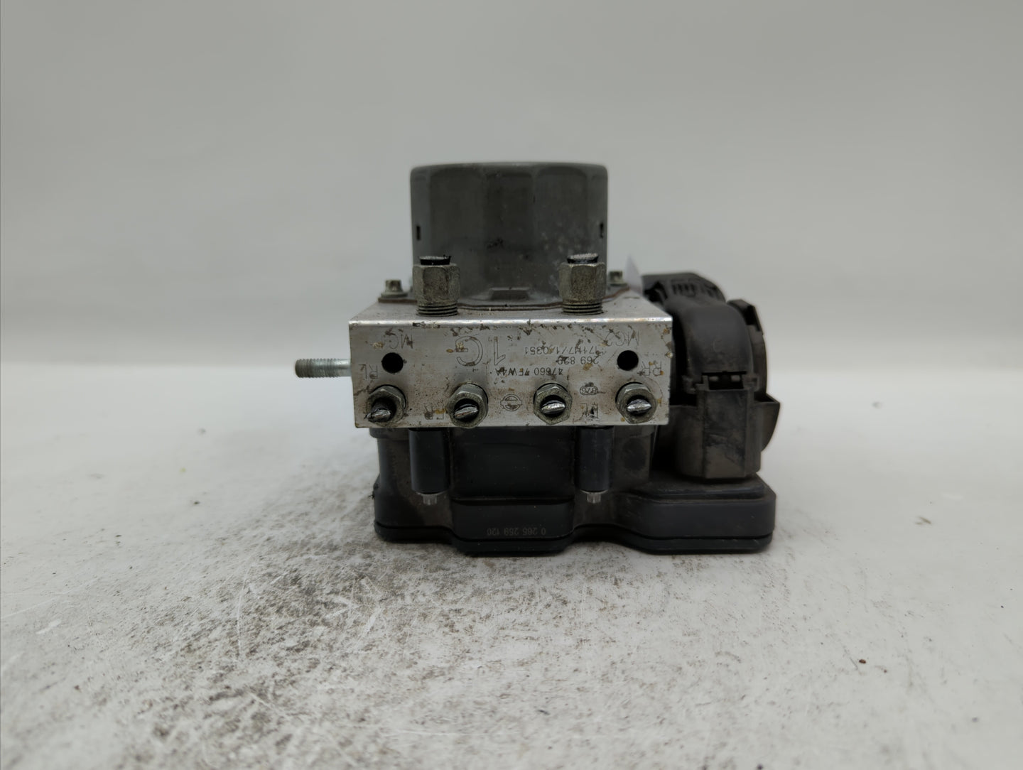 2018 Nissan Rogue ABS Pump Control Module Replacement P/N:47660 7FW4A Fits OEM Used Auto Parts - Oemusedautoparts1.com