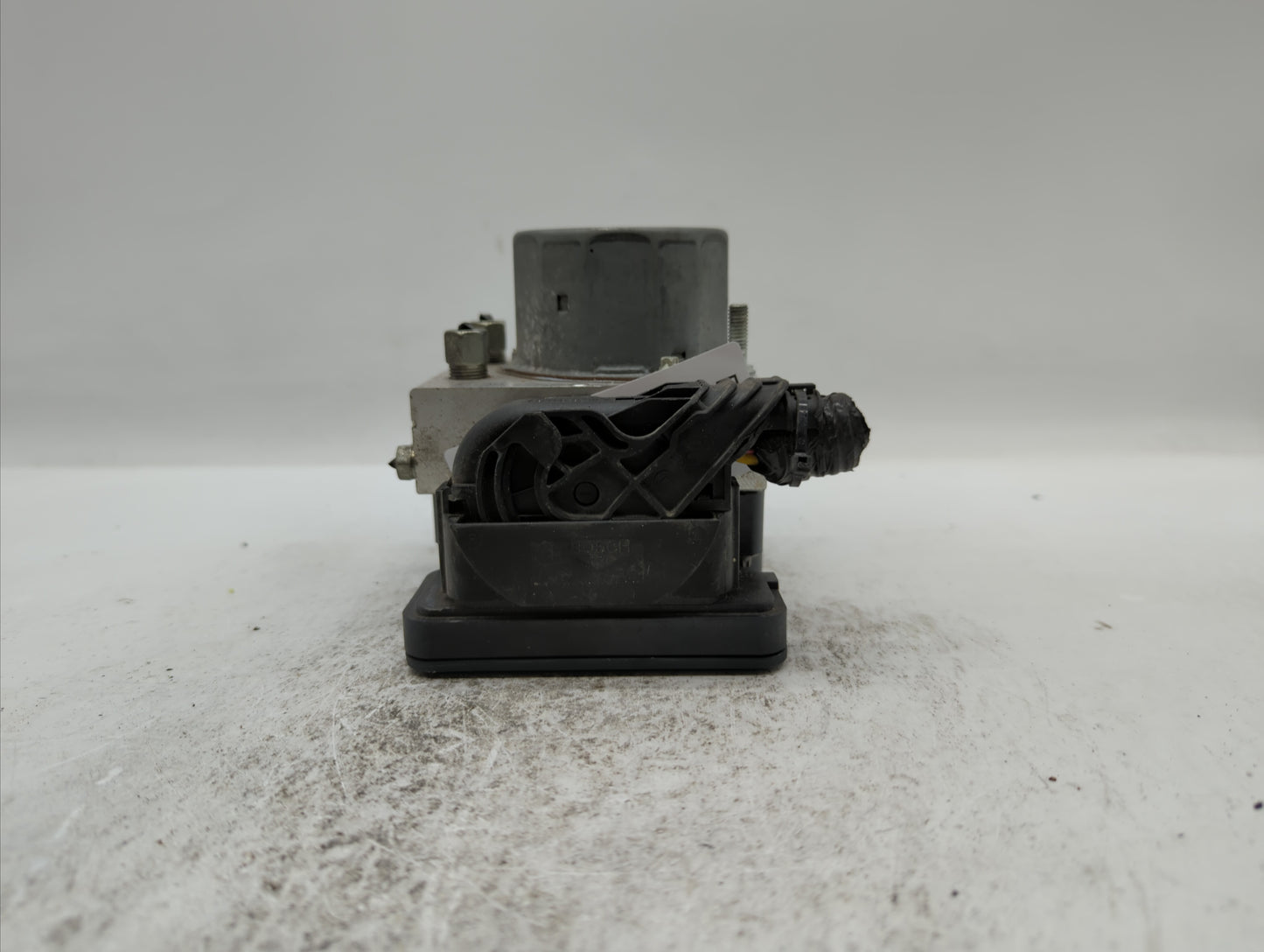 2018 Nissan Rogue ABS Pump Control Module Replacement P/N:47660 7FW4A Fits OEM Used Auto Parts - Oemusedautoparts1.com