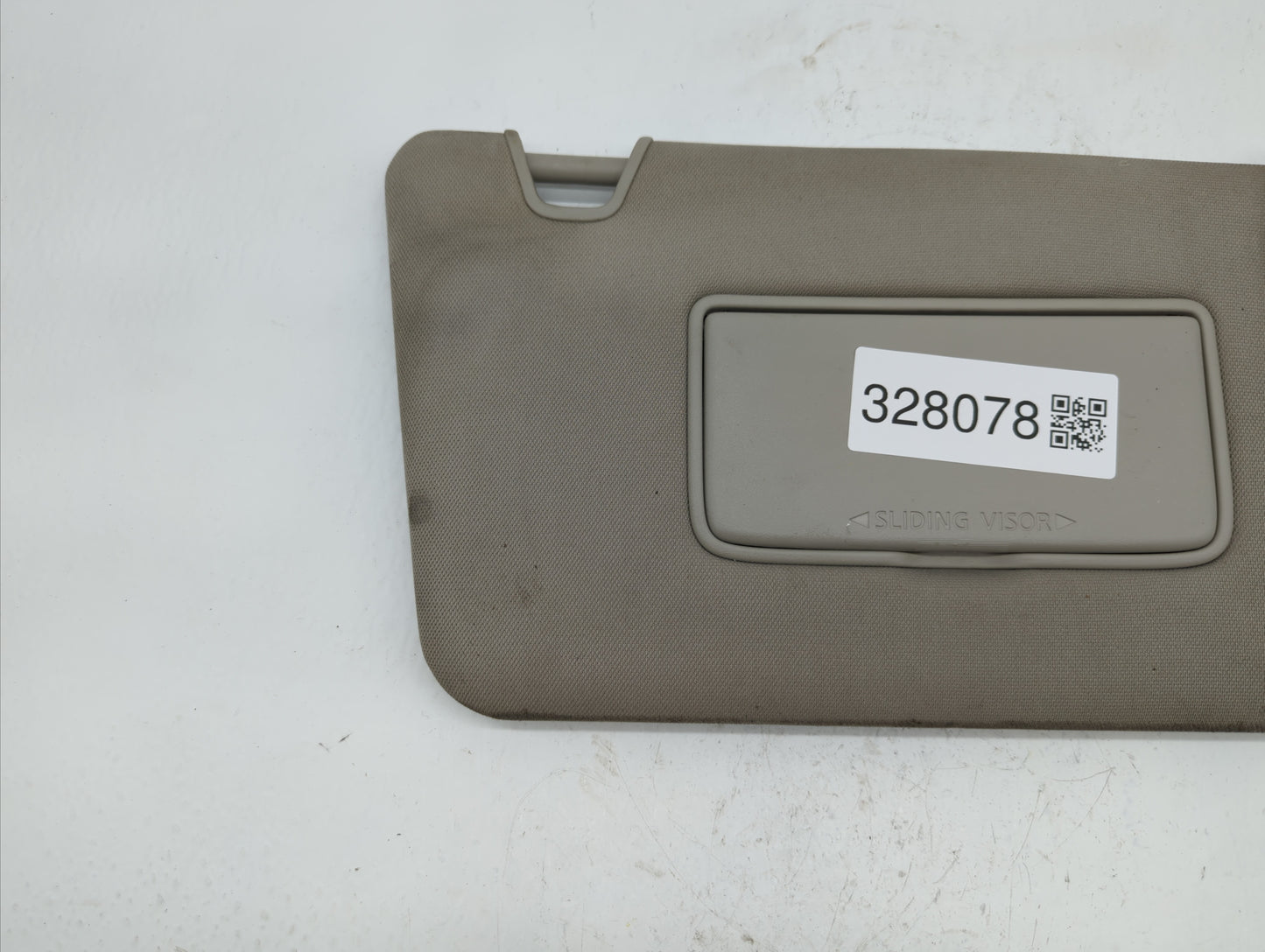 2018-2019 Nissan Rogue Sun Visor Shade Replacement Passenger Right Mirror Fits Fits 2018 2019 OEM Used Auto Parts - Oemuseda
