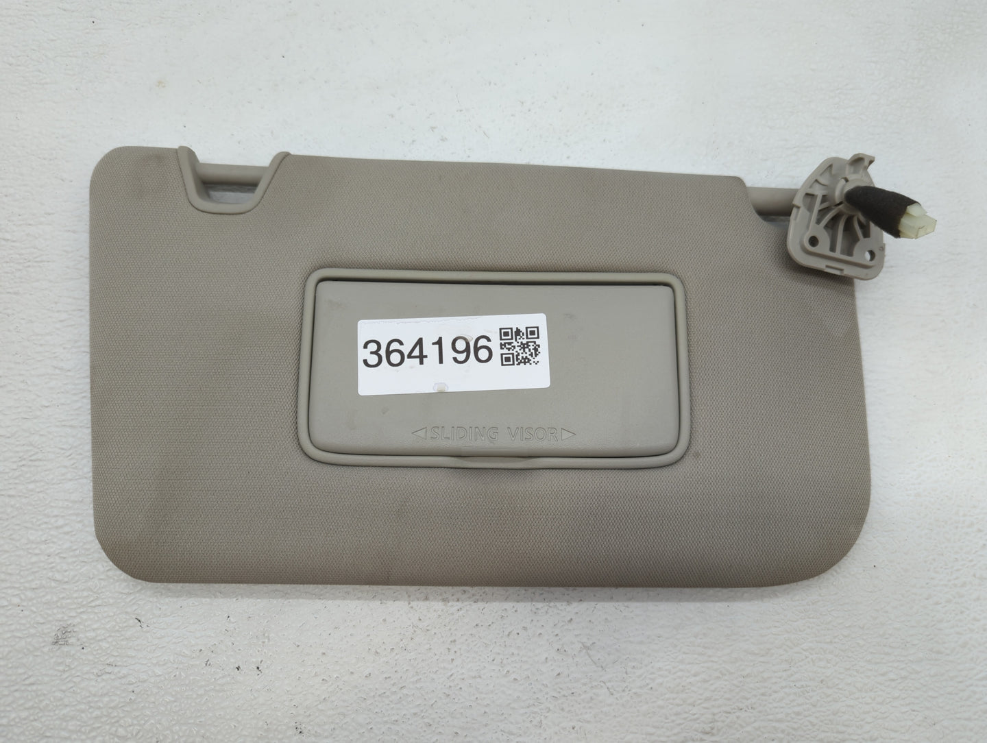 2018-2019 Nissan Rogue Sun Visor Shade Replacement Passenger Right Mirror Fits Fits 2018 2019 OEM Used Auto Parts - Oemuseda