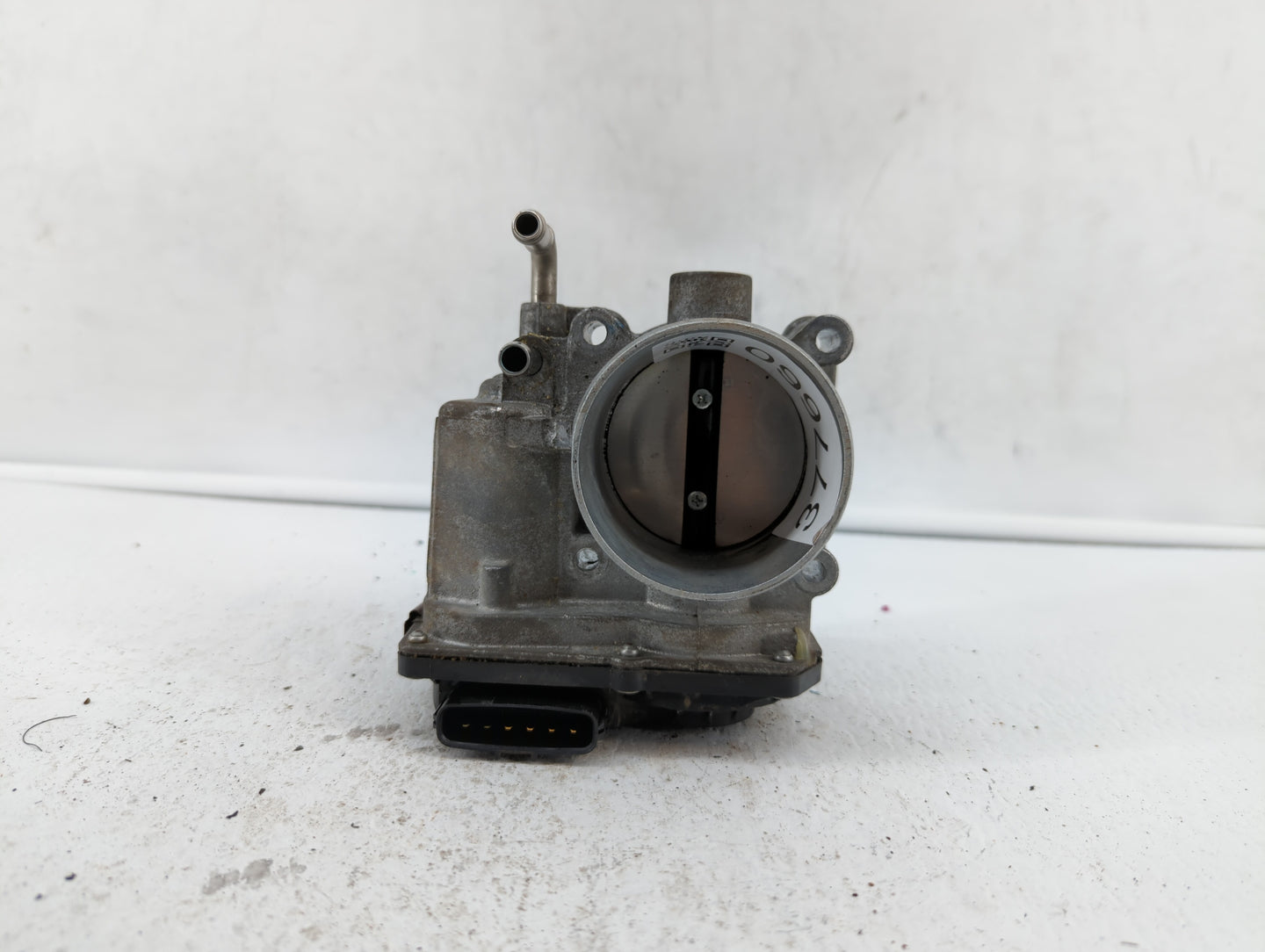 2014-2019 Nissan Rogue Throttle Body P/N:3TA60-01 C 3TA60-01 B, 3TA60-01 A Fits Fits 2013 2014 2015 2016 2017 2018 2019 OEM 