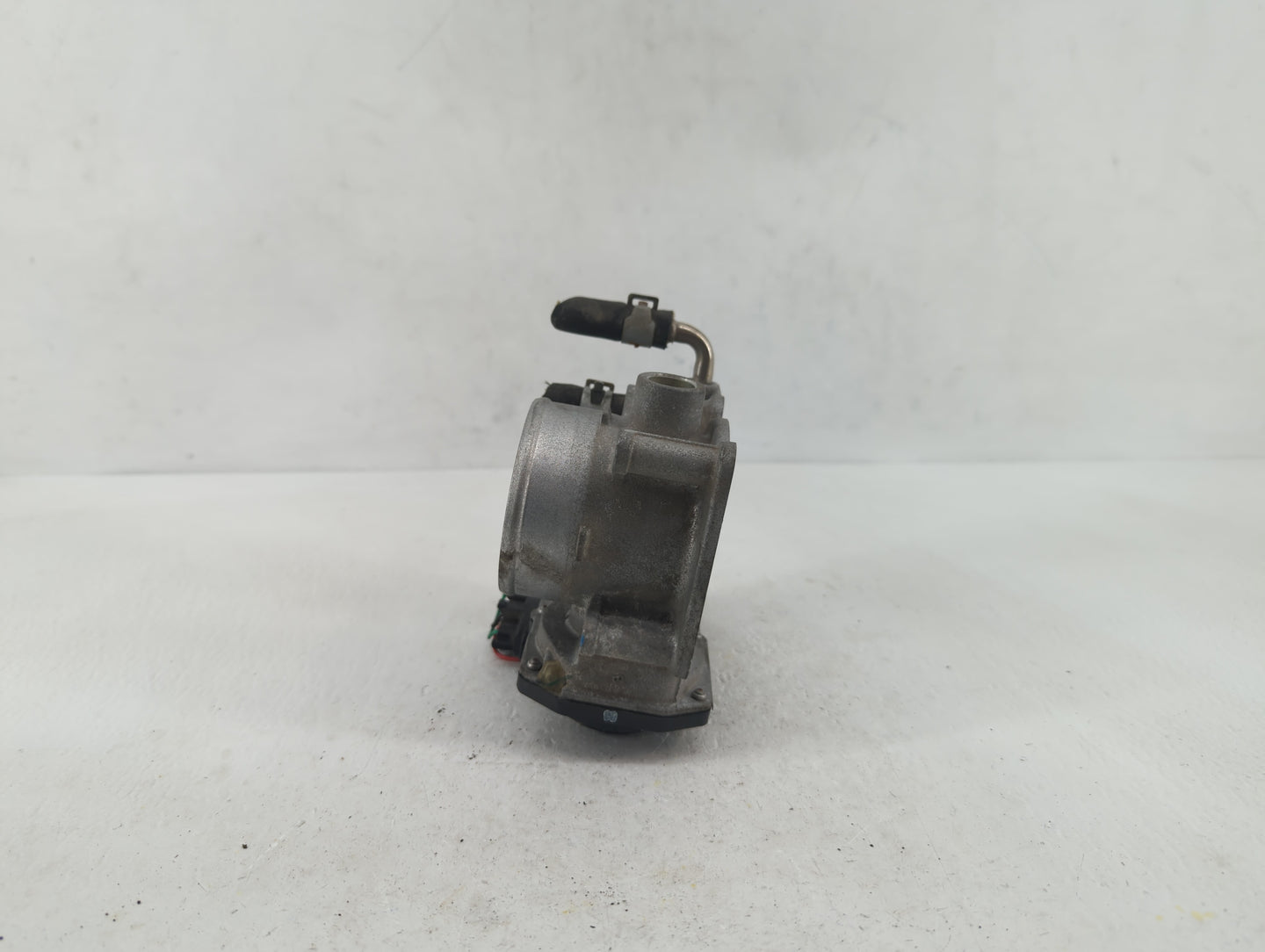 2014-2019 Nissan Rogue Throttle Body P/N:3TA60-01 C 3TA60-01 B, 3TA60-01 A Fits Fits 2013 2014 2015 2016 2017 2018 2019 OEM 