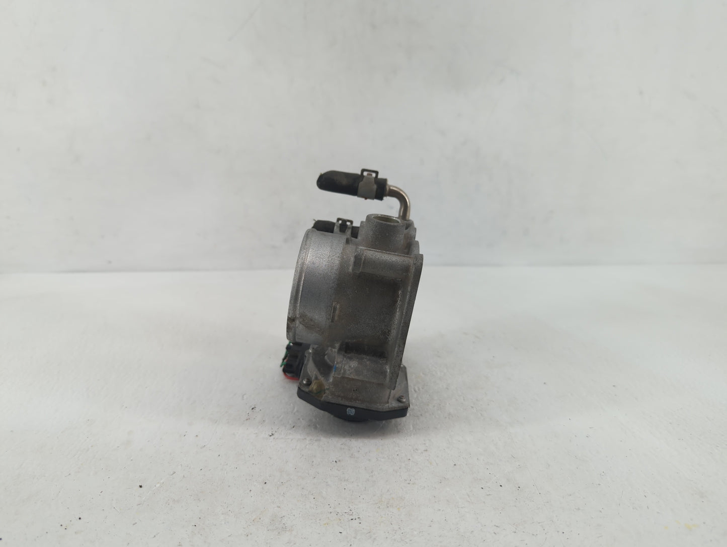 2014-2019 Nissan Rogue Throttle Body P/N:3TA60-01 C 3TA60-01 B, 3TA60-01 A Fits Fits 2013 2014 2015 2016 2017 2018 2019 OEM 