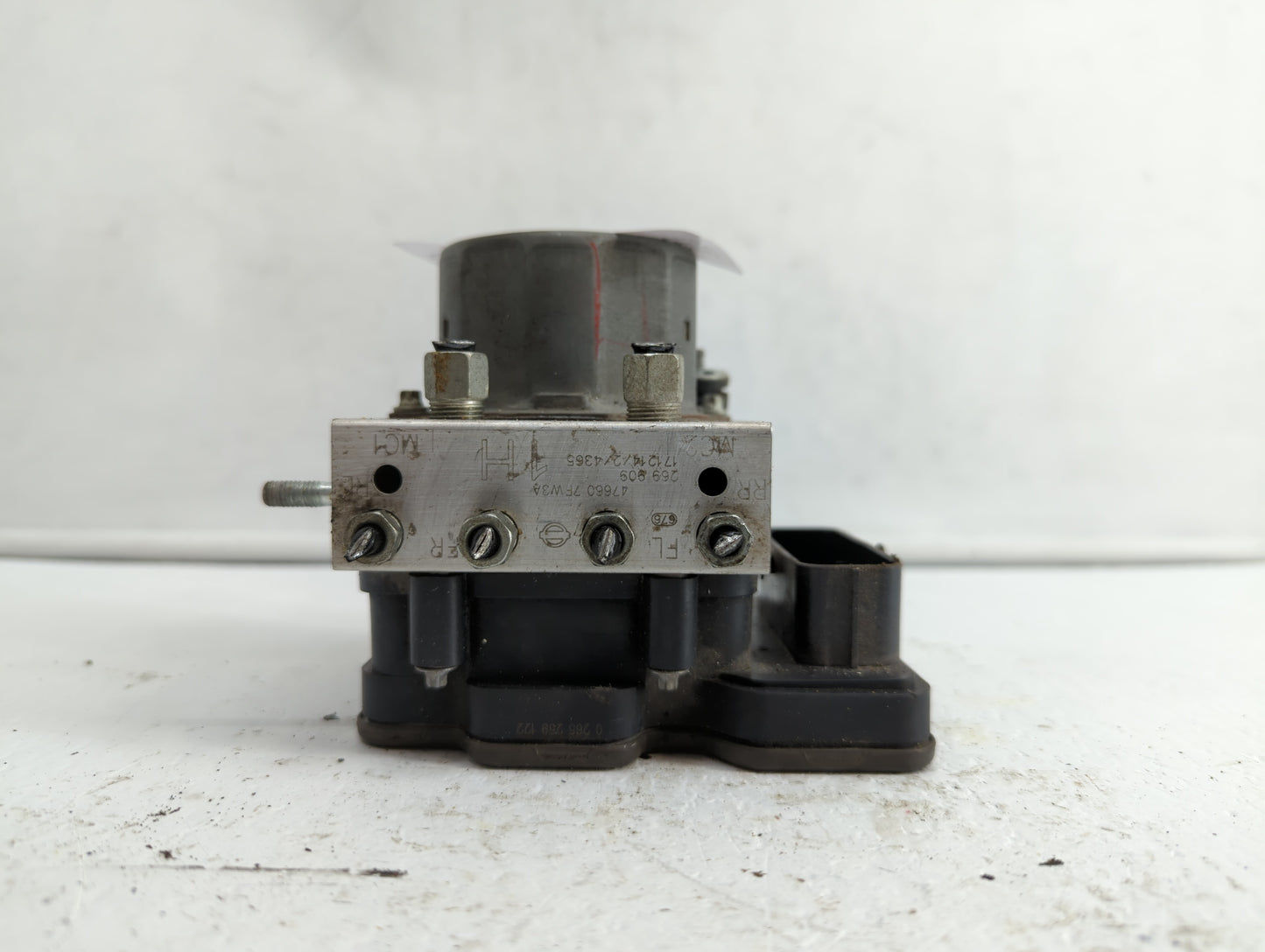 2018 Nissan Rogue ABS Pump Control Module Replacement P/N:47660 7FW3A Fits OEM Used Auto Parts - Oemusedautoparts1.com