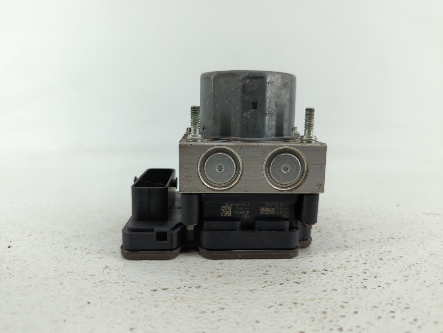 2018 Nissan Rogue ABS Pump Control Module Replacement P/N:47660 5HR3A 47660 5HR4A Fits OEM Used Auto Parts - Oemusedautopart