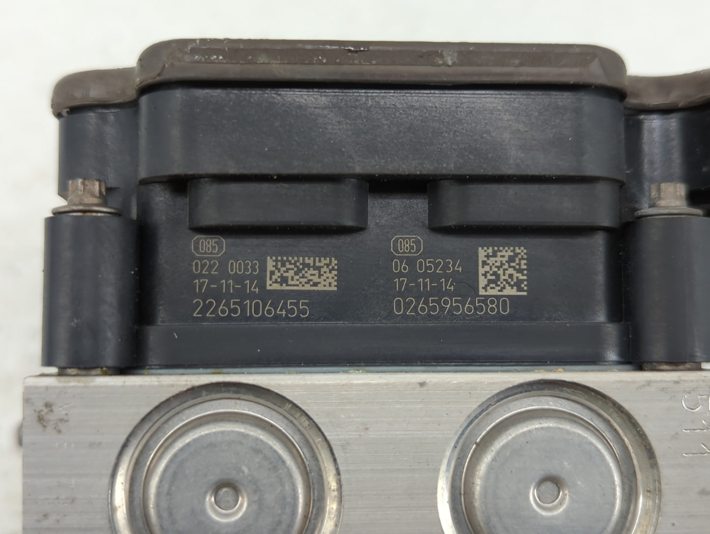2018 Nissan Rogue ABS Pump Control Module Replacement P/N:47660 5HR3A 47660 5HR4A Fits OEM Used Auto Parts - Oemusedautopart
