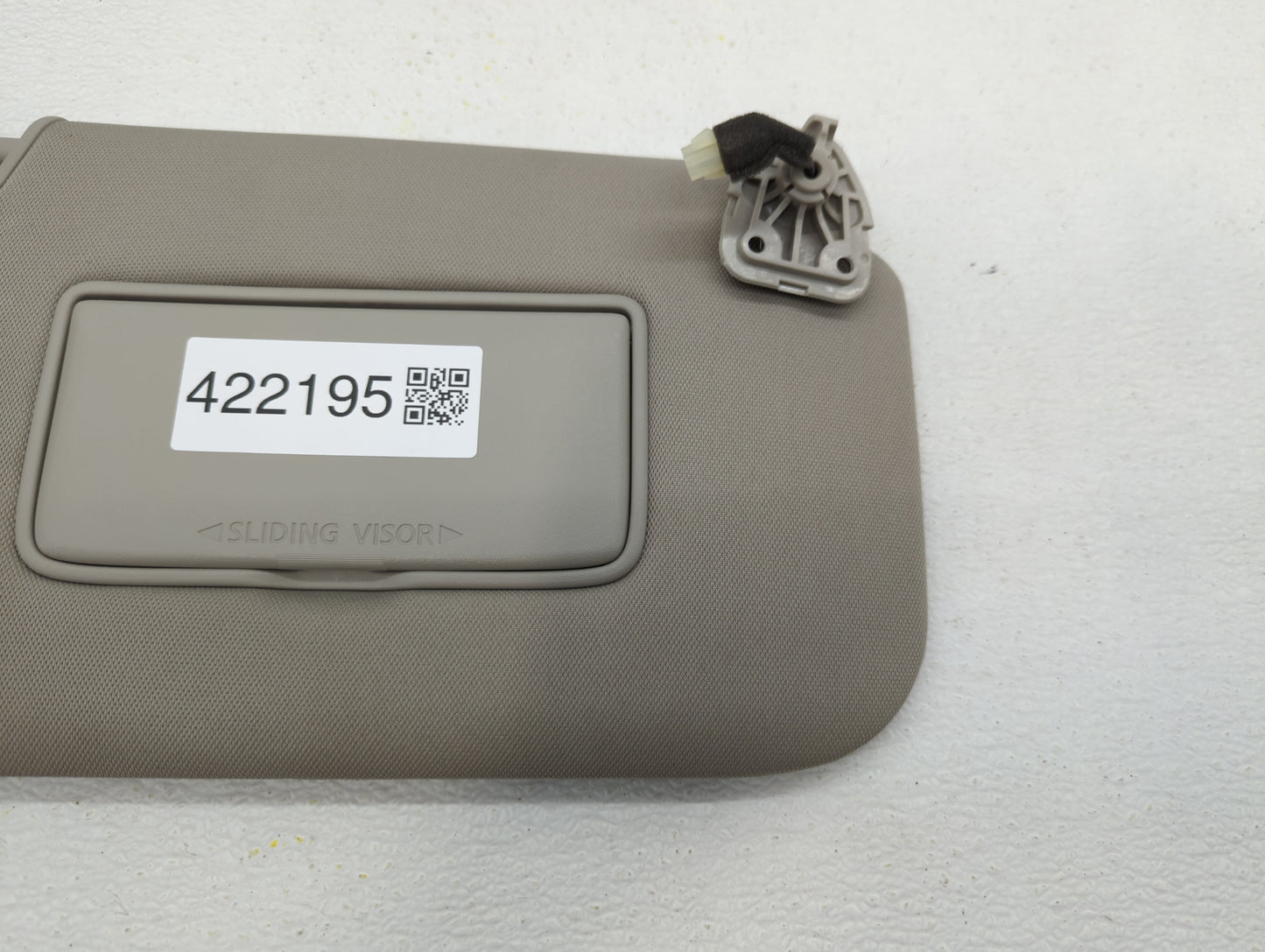 2018-2020 Nissan Rogue Sun Visor Shade Replacement Passenger Right Mirror Fits Fits 2018 2019 2020 OEM Used Auto Parts - Oem