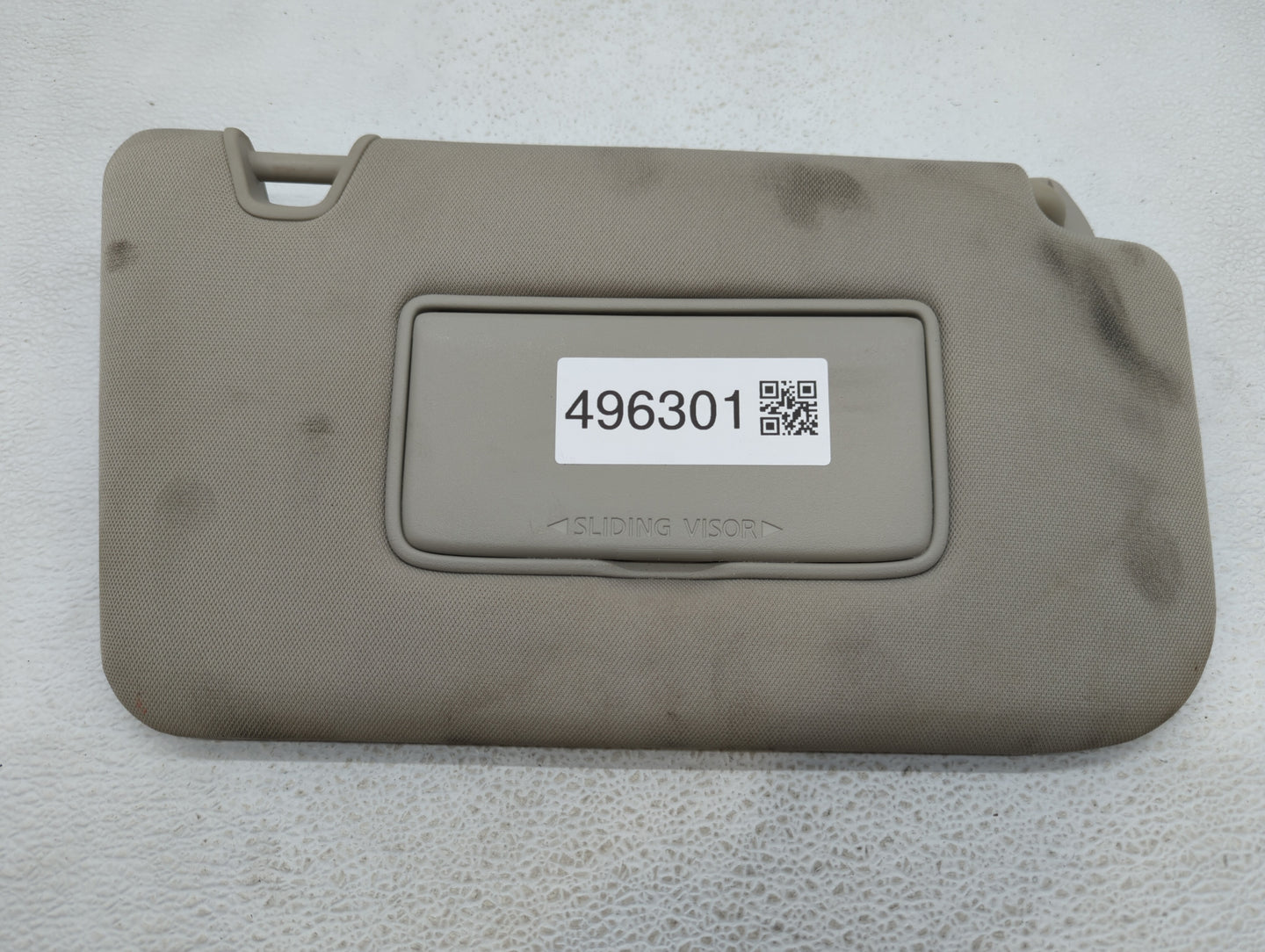 2018-2020 Nissan Rogue Sun Visor Shade Replacement Passenger Right Mirror Fits Fits 2018 2019 2020 OEM Used Auto Parts - Oem