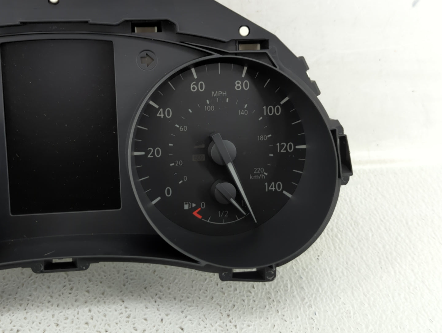 2018 Nissan Rogue Instrument Cluster Speedometer Gauges P/N:5HR0A/VPME 5HR0A/WKFW, 5HR0A/GZPM, 5HR0A/7IWC Fits OEM Used Auto