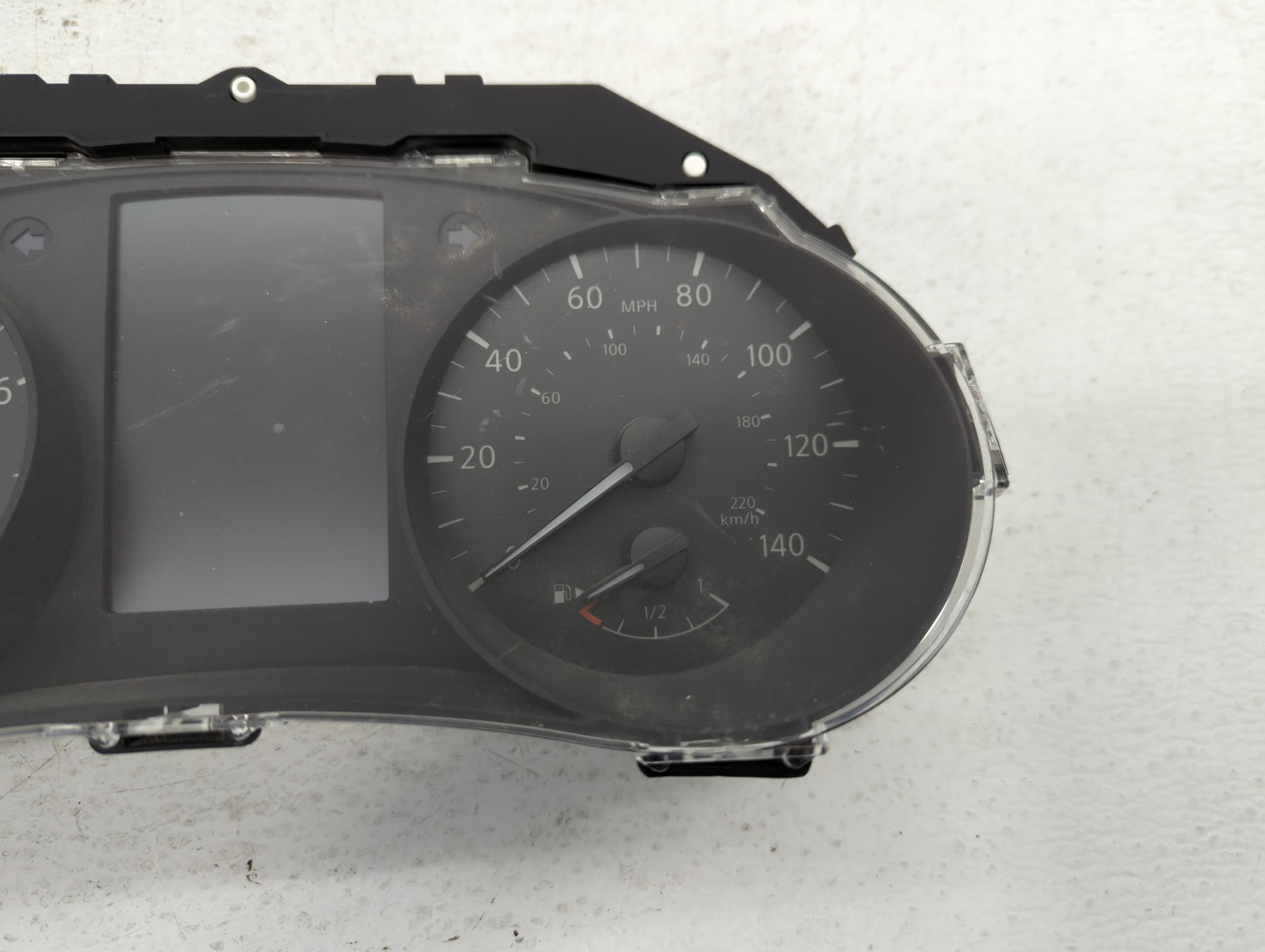 2018 Nissan Rogue Instrument Cluster Speedometer Gauges P/N:7FW1A/SW12 Fits OEM Used Auto Parts - Oemusedautoparts1.com