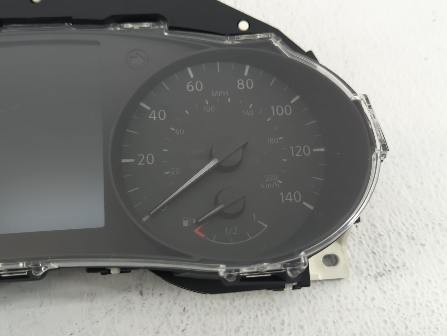 2018 Nissan Rogue Instrument Cluster Speedometer Gauges P/N:5HR0A\CWLM Fits OEM Used Auto Parts - Oemusedautoparts1.com