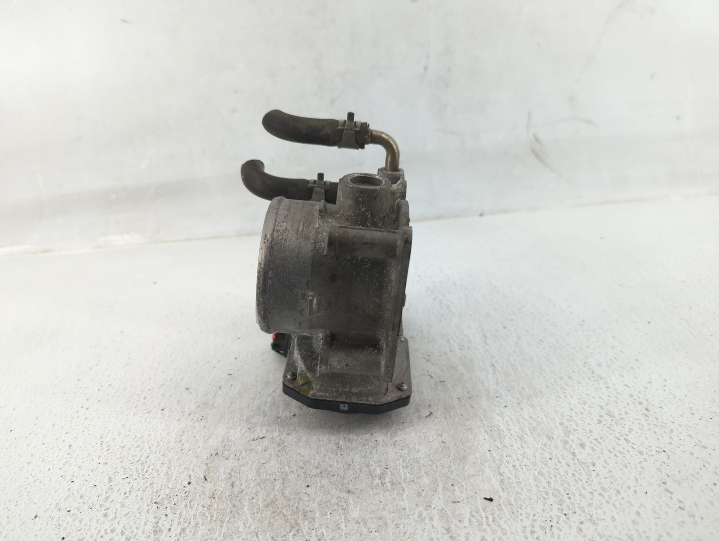 2014-2020 Nissan Rogue Throttle Body P/N:3TA60-01 B Fits Fits 2013 2014 2015 2016 2017 2018 2019 2020 OEM Used Auto Parts - 
