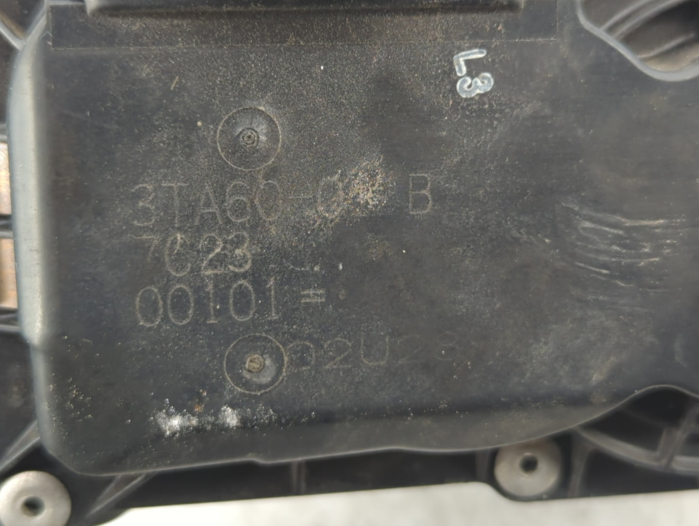 2014-2020 Nissan Rogue Throttle Body P/N:3TA60-01 B Fits Fits 2013 2014 2015 2016 2017 2018 2019 2020 OEM Used Auto Parts - 