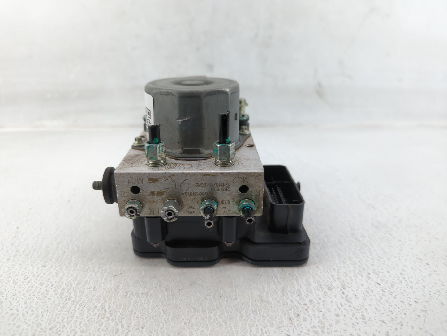 2018 Nissan Rogue ABS Pump Control Module Replacement P/N:47660 5HR3A 47660 5HR4A Fits OEM Used Auto Parts - Oemusedautopart