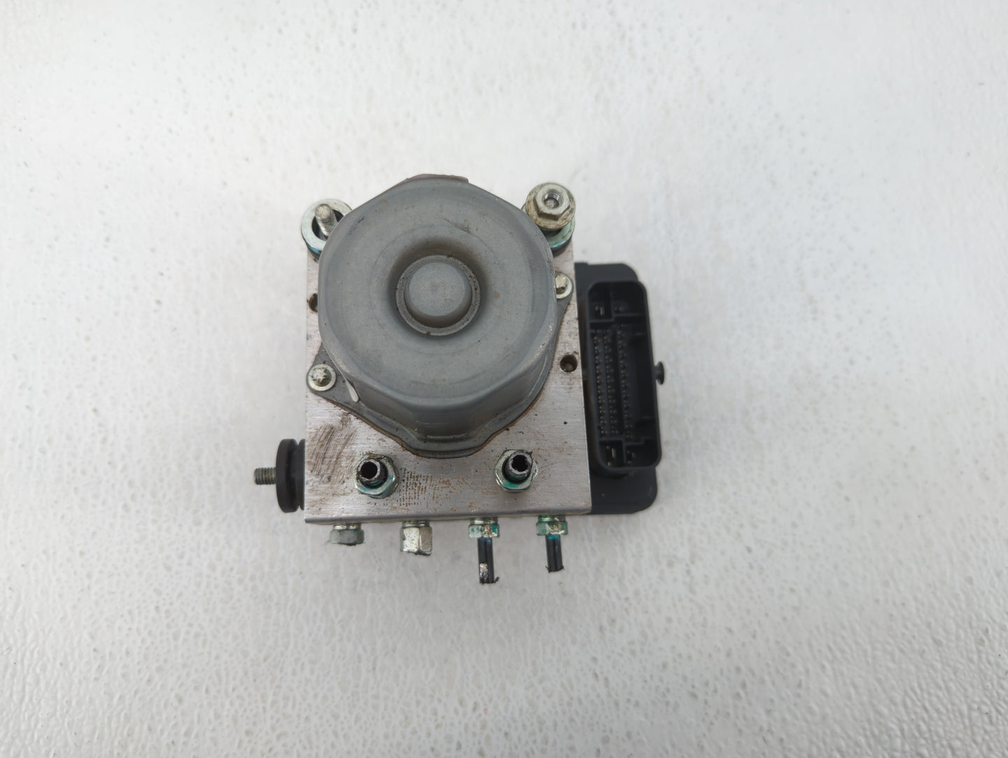 2018 Nissan Rogue ABS Pump Control Module Replacement P/N:47660 5HR3A 47660 5HR4A Fits OEM Used Auto Parts - Oemusedautopart
