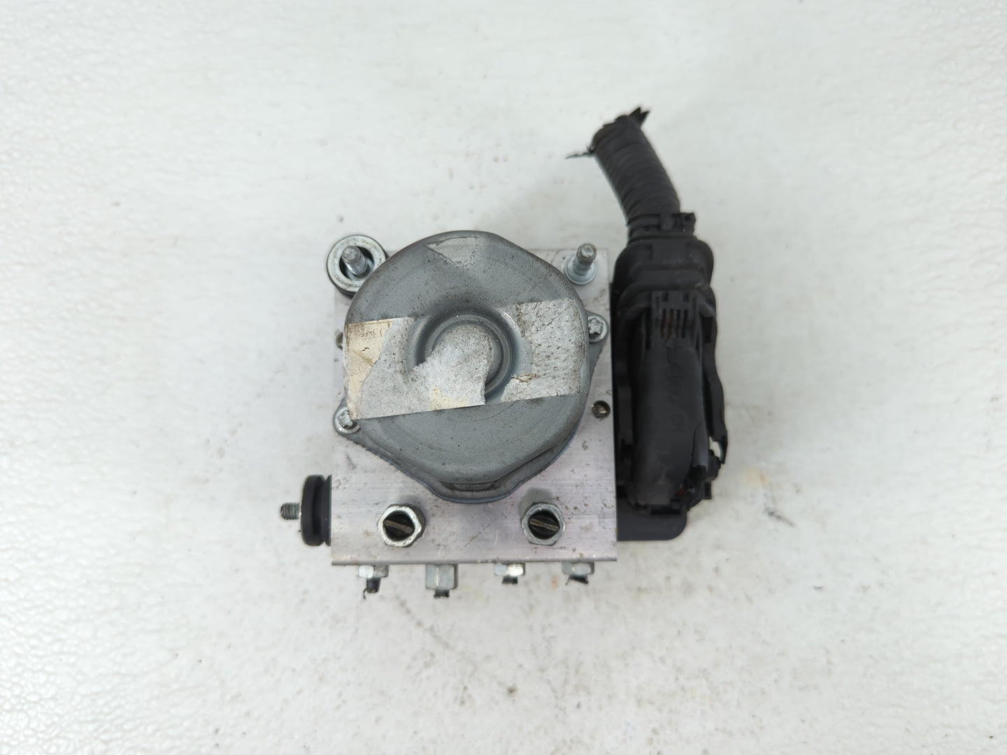 2018-2020 Nissan Rogue ABS Pump Control Module Replacement P/N:47660 9TF2A Fits Fits 2018 2019 2020 OEM Used Auto Parts - Oe