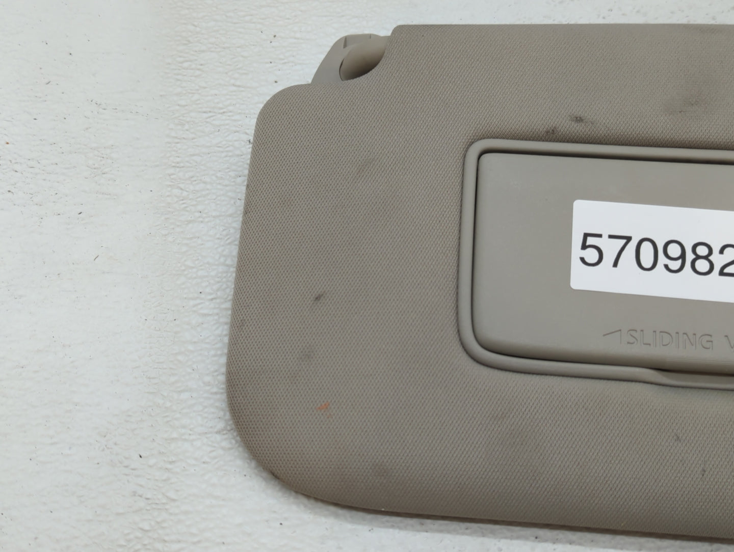 2018-2020 Nissan Rogue Sun Visor Shade Replacement Driver Left Mirror Fits Fits 2018 2019 2020 OEM Used Auto Parts - Oemused