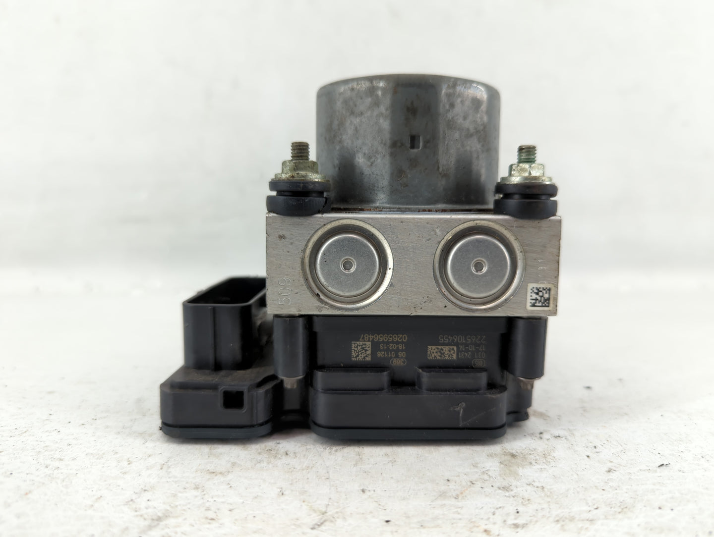 2018 Nissan Rogue ABS Pump Control Module Replacement P/N:47660 5HR3A Fits OEM Used Auto Parts - Oemusedautoparts1.com