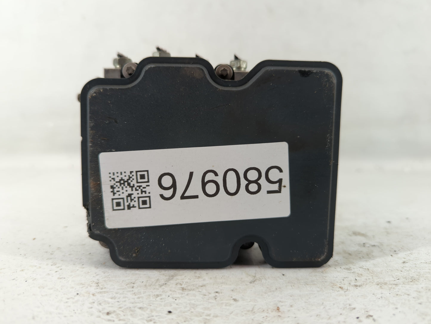 2018 Nissan Rogue ABS Pump Control Module Replacement P/N:47660 5HR3A Fits OEM Used Auto Parts - Oemusedautoparts1.com