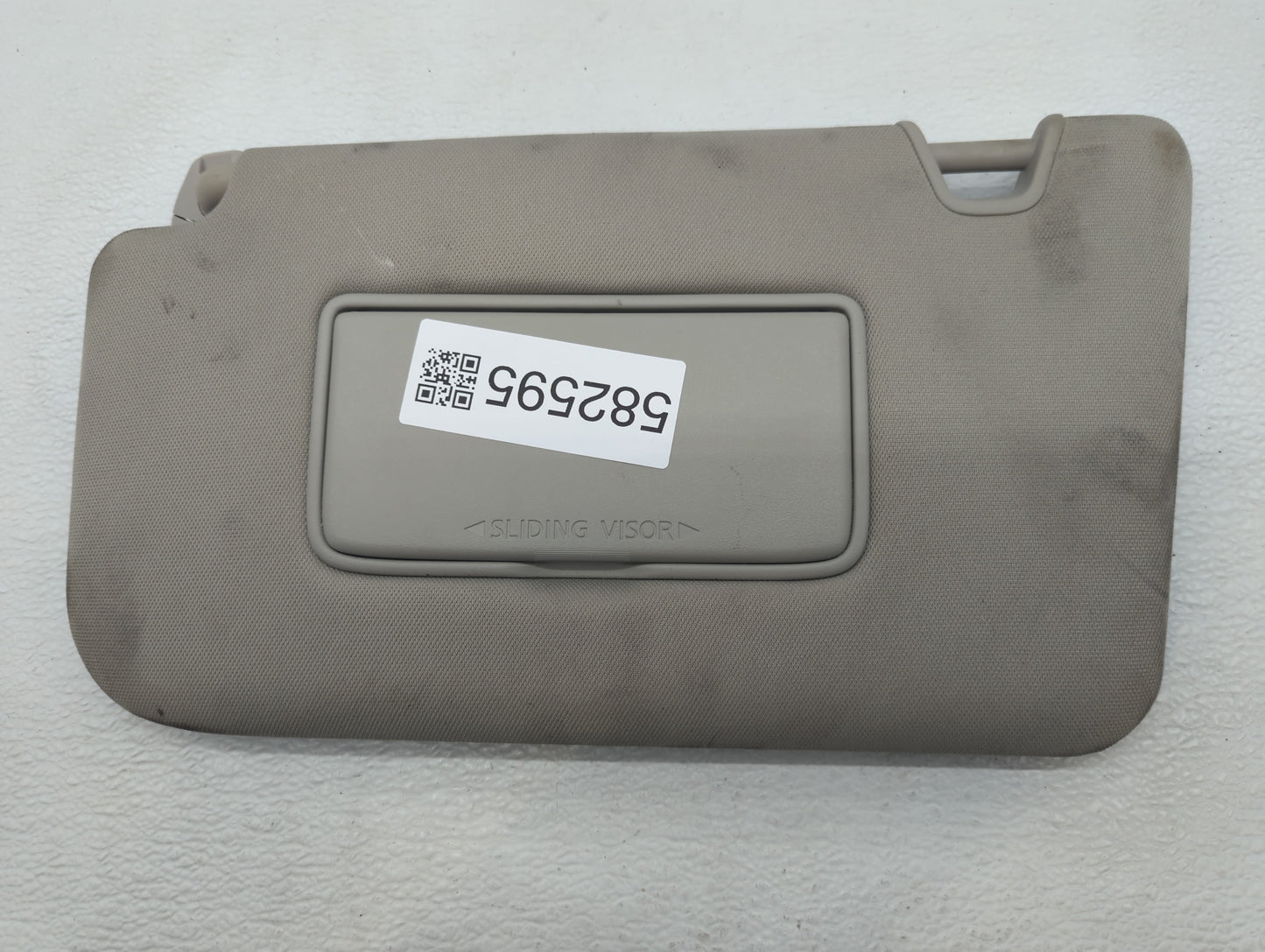 2018-2020 Nissan Rogue Sun Visor Shade Replacement Driver Left Mirror Fits Fits 2018 2019 2020 OEM Used Auto Parts - Oemused