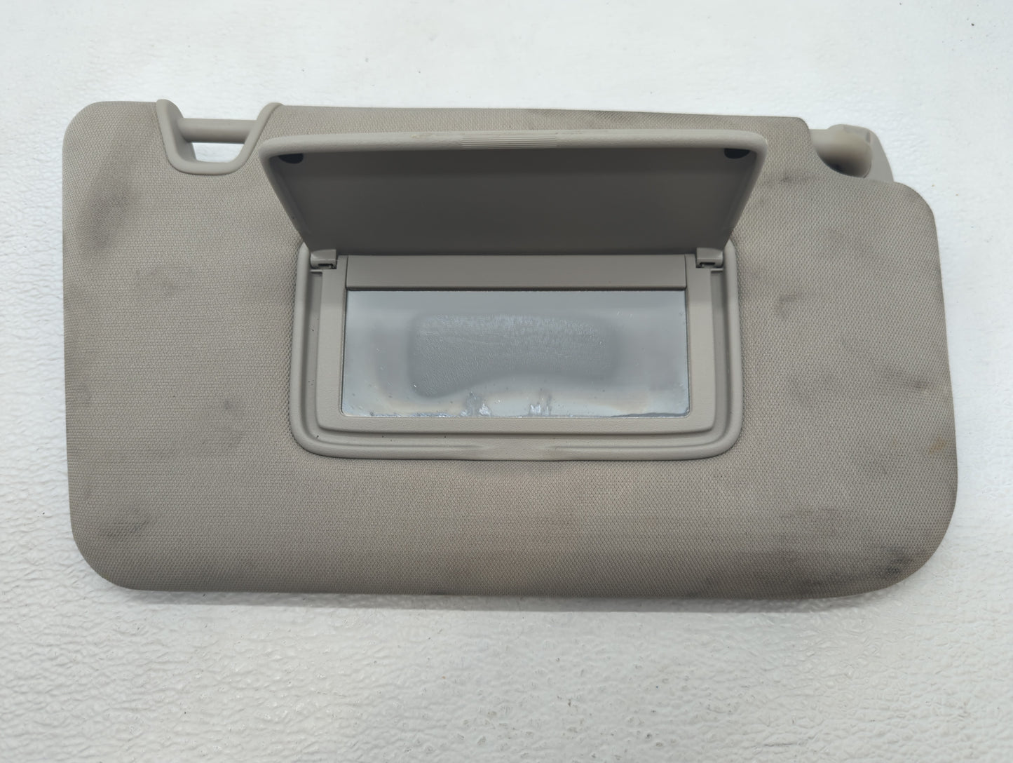 2018-2020 Nissan Rogue Sun Visor Shade Replacement Passenger Right Mirror Fits Fits 2018 2019 2020 OEM Used Auto Parts - Oem