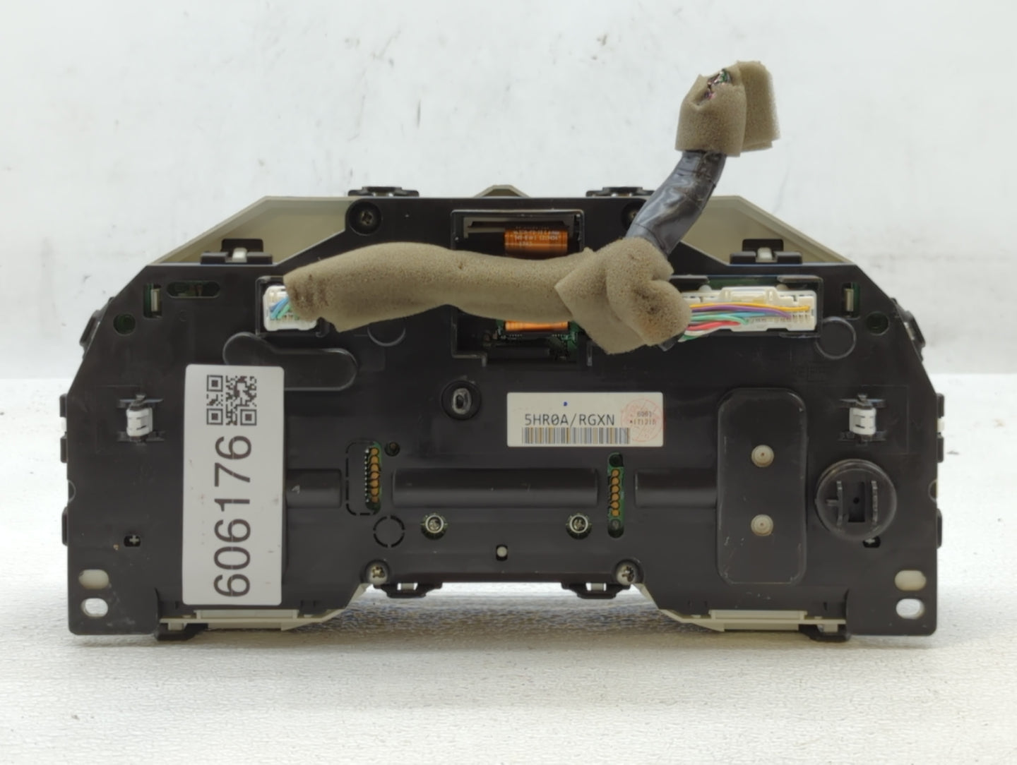 2018 Nissan Rogue Instrument Cluster Speedometer Gauges Fits OEM Used Auto Parts - Oemusedautoparts1.com